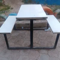 نیمکت آهنی و چوبی