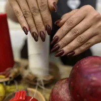 تخفیفات یلدایی خدمات ناخن|خدمات آرایشگری و زیبایی|گرمدره, |دیوار