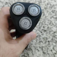 فروش ماشین ریش تراش و سه تیغ فیلیپس|آرایشی، بهداشتی، درمانی|بندرعباس, |دیوار