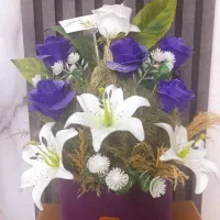 سبد گل کادویی