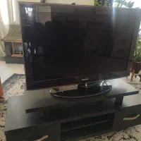 LCD سامسونگ با میز|تلویزیون و پروژکتور|کرج, باغ سیب|دیوار