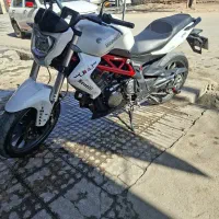 بنلی ۳۰۰ جفت سیلندر (عروسک)|موتورسیکلت|خرم‌آباد, |دیوار