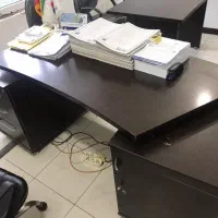 میز کنفرانس و ست جلو میز