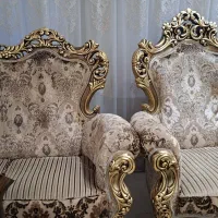 مبل ۹ نفره سلطنتی کرم طلایی شیک