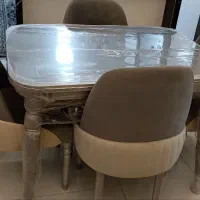 ناهارخوری چهارنفری در حد نو