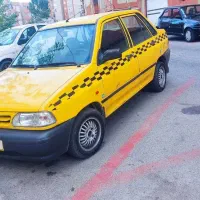 تاکسی پراید