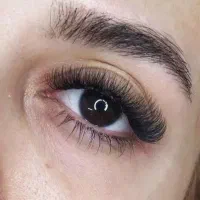 کاشت مژه با تخفیف 30%