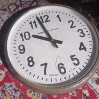 ساعت قدیمی کلکسیونی