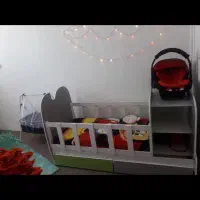 یک عدد تختخواب بچه سالم ودرحدنو