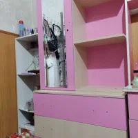 ویترین و کتابخانه ، کمد آینه دار ، تخت ، کمد لباس