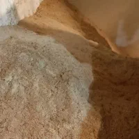 پوشال و خاک اره