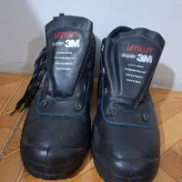 دو عدد پوتین ایمنی|کیف، کفش، کمربند|کرج, کلاک پایین|دیوار