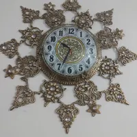 ساعت دیواری