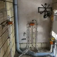 لوله کشی اب ،فاضلاب،نصب پمپ،نصب شیرالات|خدمات پیشه و مهارت|قم, چهل درخت|دیوار