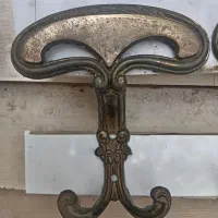 رخت آویز برنزی