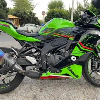 کاوازاکی نینجا چهار سیلندر Zx25r