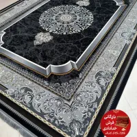 فرش ماشینی ۷۰۰ شانه زمینه لاکی