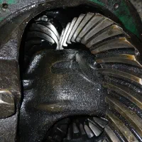 دفرانسیل و گیربکس نیسان