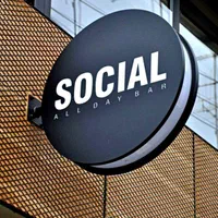 تابلوساز لایت باکس تابلو دوطرفه بک لایت تابلوسازی