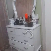 اینه دراور
