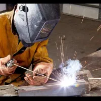 جوشکاری سیار با موتور دیزل سقف شیروانی