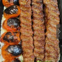 رستوران آوازه  آماده سفارش دهی غذا به شما مشتریان