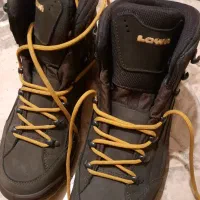 کفش کوه برند lowa اصل