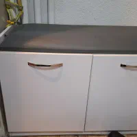 جاکفشی با نشیمن