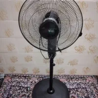 پنکه پایه دار