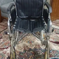 یک عدد ویلچر تمیزو سالم