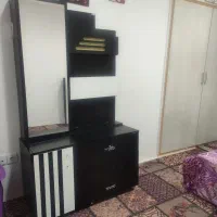 تخت دو نفره با میز ارایش