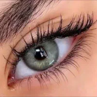 یک عدد لنز رنگ بسیار زیبا زیر قیمت