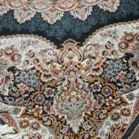 یک فرش ۹متری با ی۱۲متری جفت