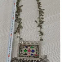 گردنی و دستبند های ورشو بسیار قدیمی|کلکسیون اشیاء عتیقه|دماوند, گیلاوند|دیوار