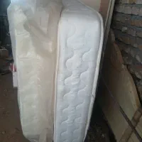 تشک و تخت خواب چوبی