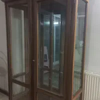 ویترین بسیار تمیز و سالم
