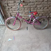 دوچرخه|دوچرخه، اسکیت، اسکوتر|نیمبلوک, |دیوار