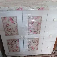 میز اتو کمدی هایگلاس