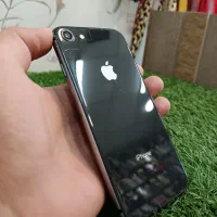 iPhone 8