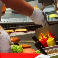 کارگر نیمه وقت ساده فست فود شهرری