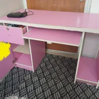 میز کامپیوتر سالم و خوش رنگ|میز تحریر و کامپیوتر|اردبیل, |دیوار