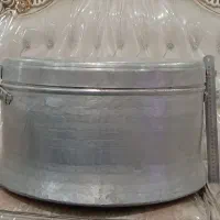 قابلمه روحی بزرگ قدیمی|ظروف پخت‌وپز|فولادشهر, مسکن مهر فولادشهر|دیوار