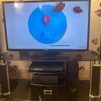 تلویزیون و میز تلویزیون