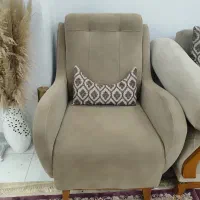 مبل هفت نفره با میز وسط و عسلی شرکتی|مبلمان خانگی و میز عسلی|تهران, بهارستان|دیوار