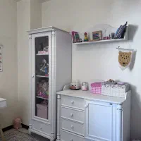 تخت و کمد و ویترین کودک و نوجوان