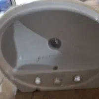 پایه روشویی سالم و روشویی و آینه|لوازم سرویس بهداشتی|تهران, کرمان|دیوار