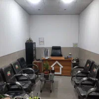 فروش مغازه ۱۸ متری در سه راه دانش