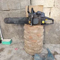 قطع درختان مزاحم با اره برقی