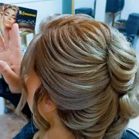 سالن زیبایی با نازلترین قیمت و بهترین کیفیت|خدمات آرایشگری و زیبایی|خوی, |دیوار