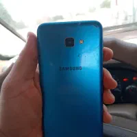گوشی سامسونگ j4